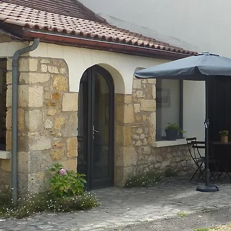 Maison De Famille